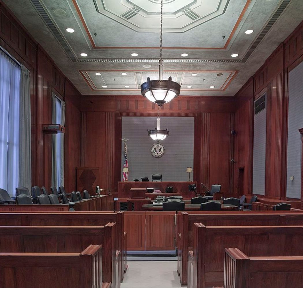courtroom-898931_1280